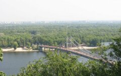 most-na-truhanov-ostrov