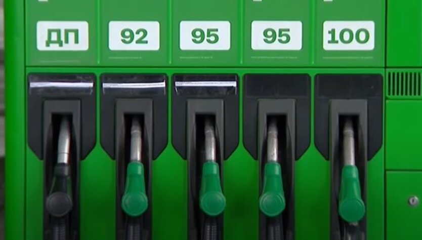 Стало известно, как могут измениться цены на бензин, дизель и автогаз в августе: прогноз