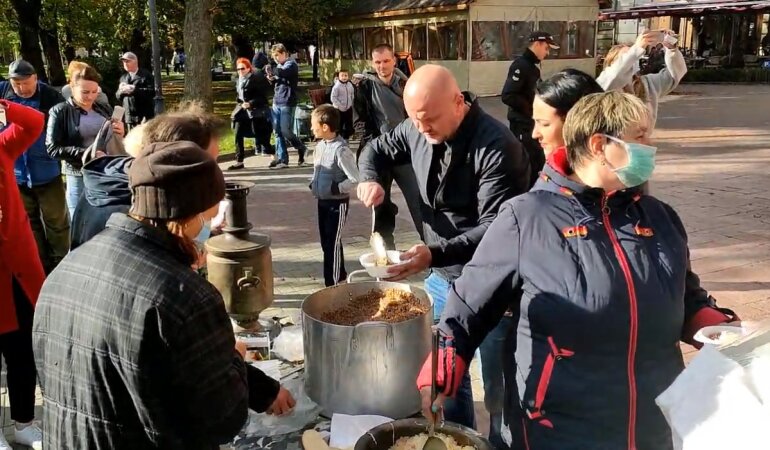 Вячеслав Узелков,Подкуп избирателей,Местные выборы,Оппозиционная платформа — За жизнь