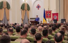 Степан Полторак