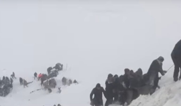 Турция_лавина