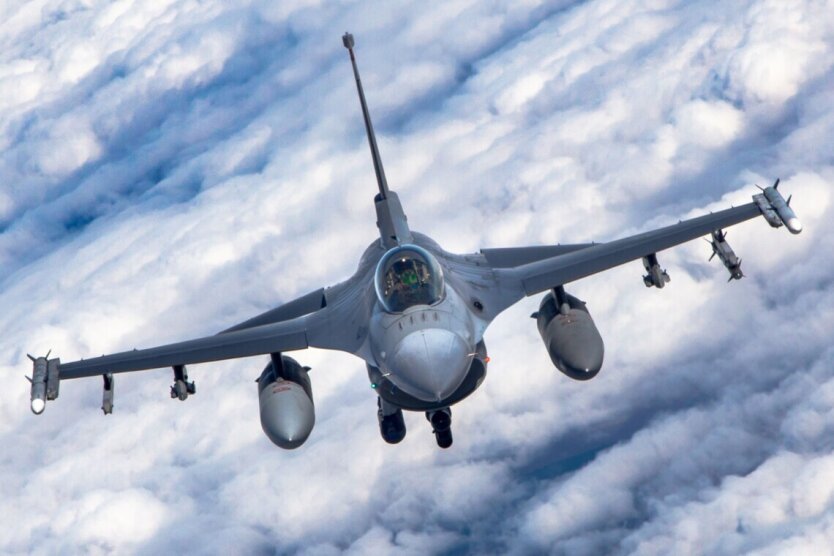 Истребители F-16 / Фото: irdatanews.com