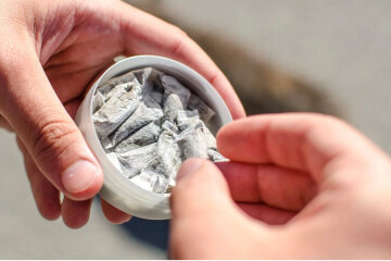 Никотиновые снюсы