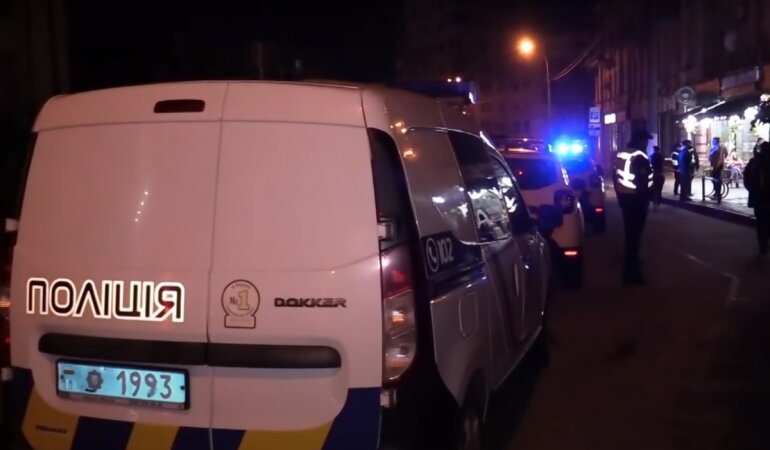 Полиция спасла женщину от самоубийства,Нацполиция Киева