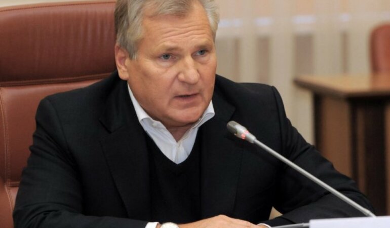 Александр Квасьневский