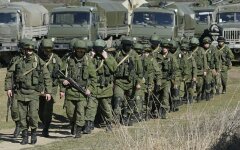 Тысячи российских военных экстренно отправили в Крым