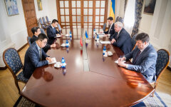 Андрей Сибига принял посла Китайской Народной Республики в Украине Фань Сяньжуна