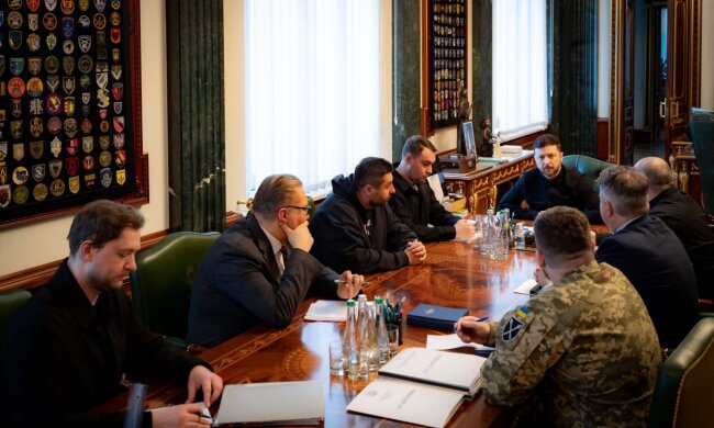 Володимир Зеленський, нарада в Офісі президента