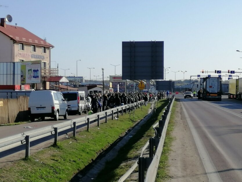 Украинско-польская граница, платный выезд из Украины, коррупция на таможне