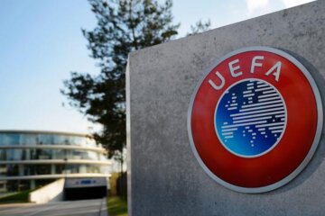 УЕФА хочет отстранить от соревнований клубы и сборную России
