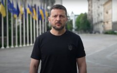 Зеленский рассказал о ситуации в Харькове после российской атаки и о ситуации на фронте