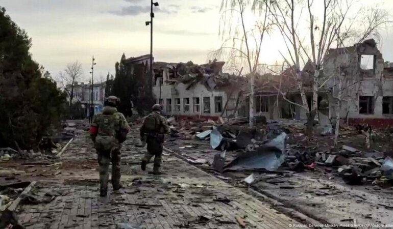 Офицер Arty Green: Отход из Курска был неорганизованным: «Это очень напоминает Дебальцево»