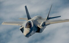 F-35 Lightning II instructor pilots conduct aerial refueling