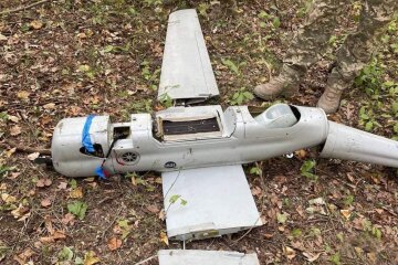 Пример сбитого ВСУ беспилотника "Орлан-10", война россии против украины