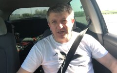 "Слабакам в политике не место": Романенко высказался об уходе Вакарчука из Рады