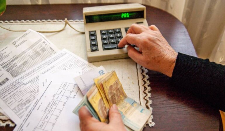 Рахунки за світло в Україні