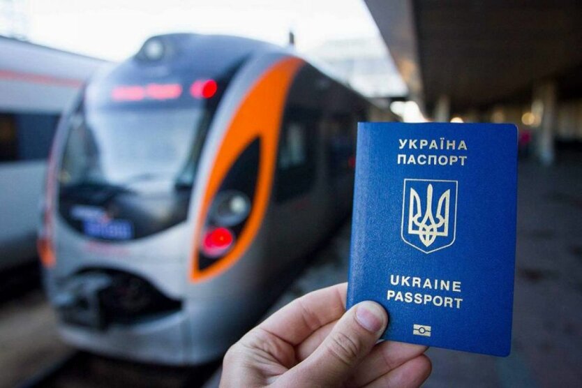 Украина подняла в Индексе паспортов