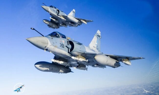 Истребитель Mirage-2000