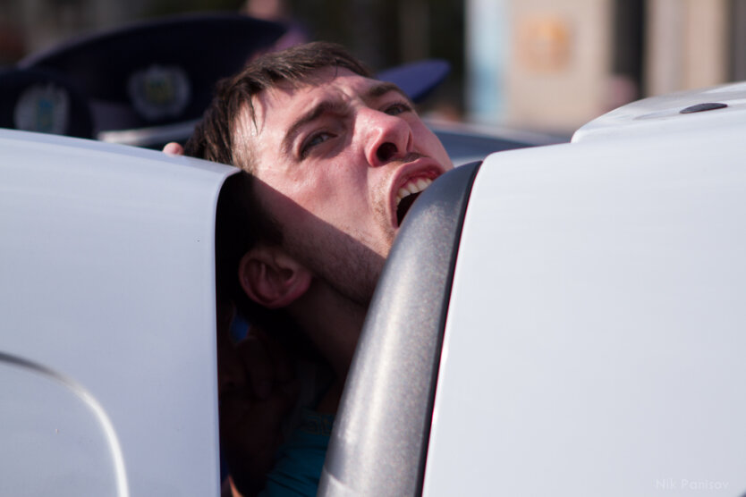 Провокаторы на Майдане. Милиция тянет жертву в логово