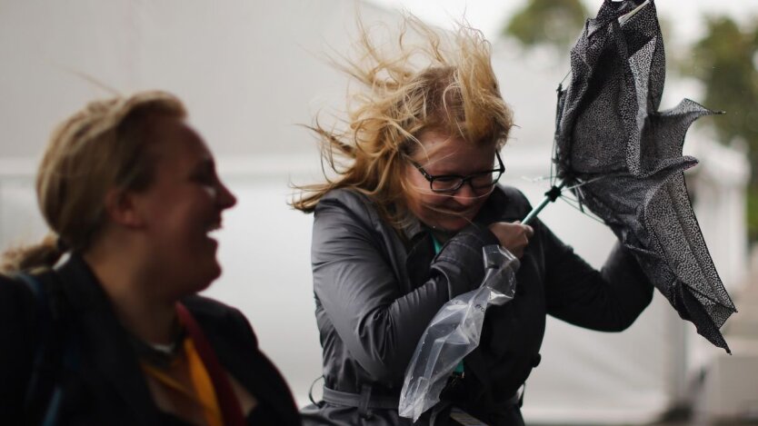 Сильний вітер у Києві / Фото: Getty Images