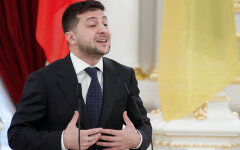 Ukrainian President Zelenskiy speaks during a news conference in Kiev