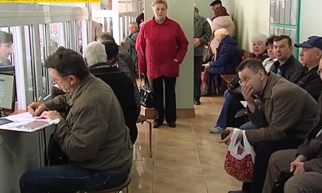 Пенсии в Украине, ПФУ, финансирование пенсий