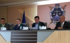 Юрий Луценко