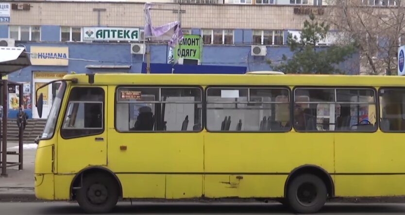 Маршрутка, автотранспорт, Украина