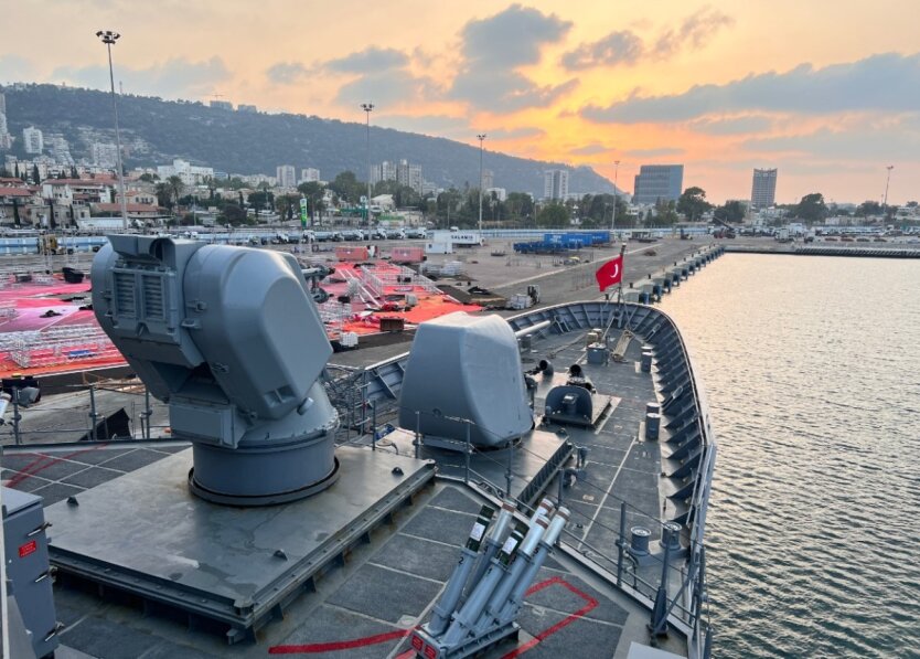 Военный корабль Турции