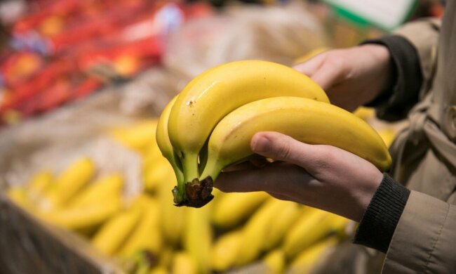 Цены на бананы / Фото: DELFI / Andrius Ufartas