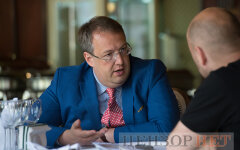 Антон Геращенко