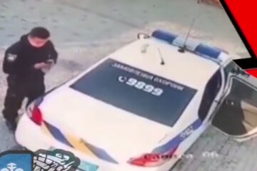 Полицейские похитили мусорный бак на автомойке: "кража века" попала на видео