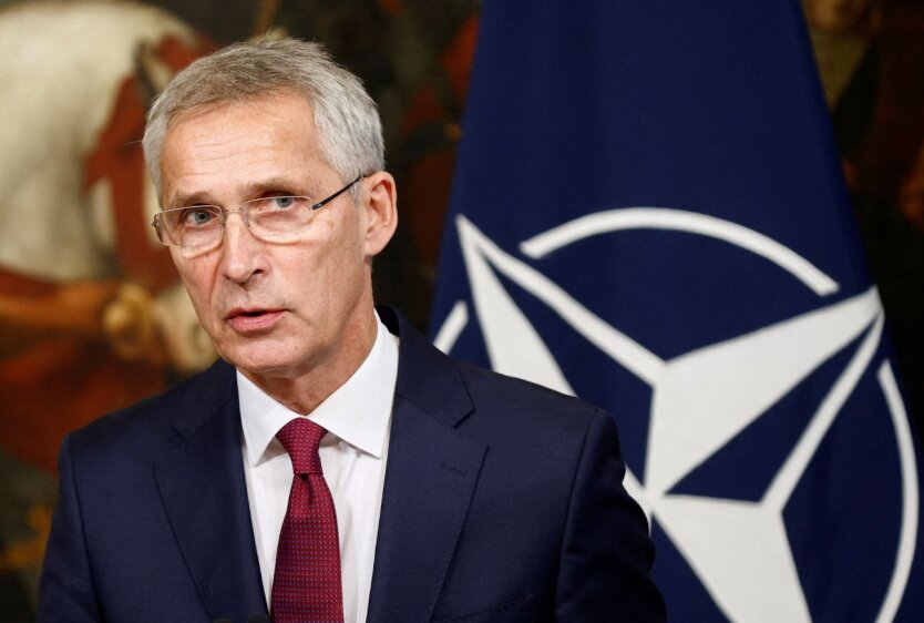 НАТО поддерживает своих партнеров в этом регионе – Южную Корею и Японию