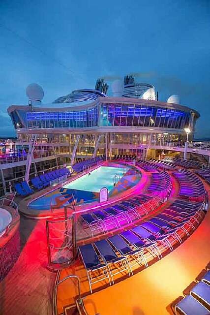 worlds-largest-passenger-ship-harmony-of-the-seas-royal-caribbean-simon-brooke-webb-photography-3
