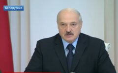 Александр Лукашенко, протесты в Беларуси, санкции в Польше и Литве