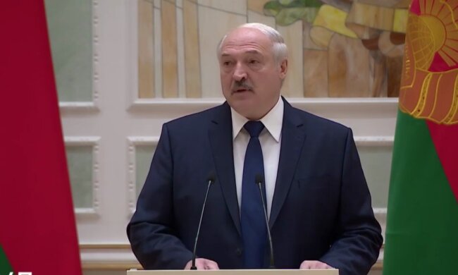 Лукашенко пригрозил протестующим жесткой расправой