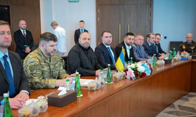 Переговори в Абу-Дабі / Фото МЗС ОАЄ