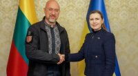 Денис Шмыгаль и Довиле Шакалене