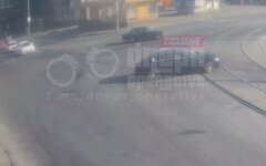 Нарушение ПДД водителем Ягуара