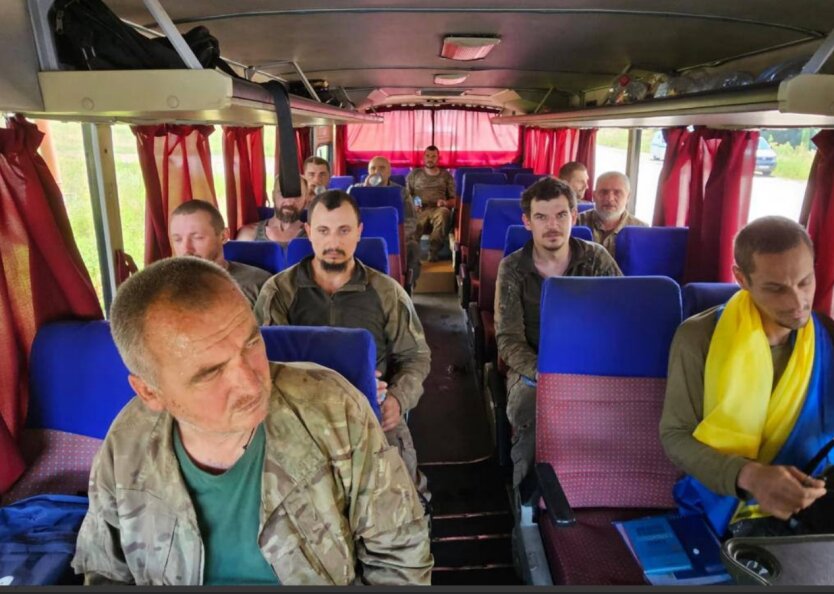 Освобожденные украинские военные