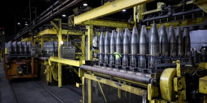 Снаряди для України / Фото: Офіс президента України