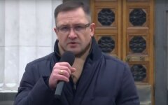 В «бюджетную дыру» рискуют провалиться зарплаты и пенсии украинцев