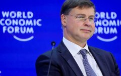 Валдис Домбровскис