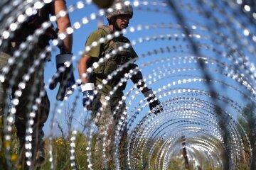 Враг предпринял безуспешные попытки восстановить утраченное положение в районе Урожайного, - Генштаб