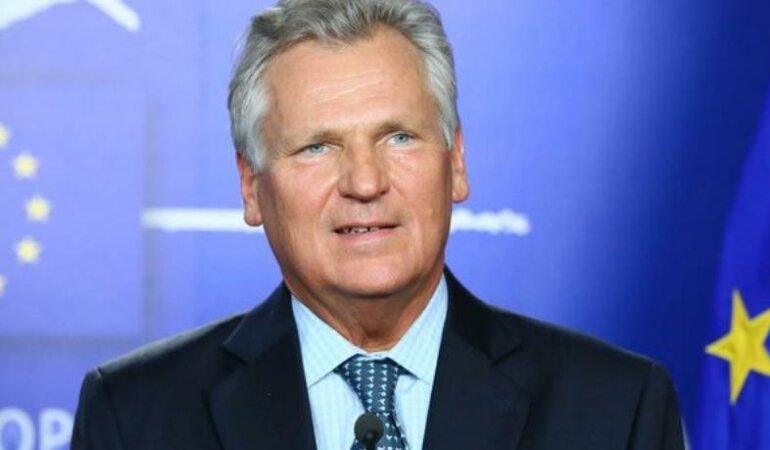 Александр Квасневский