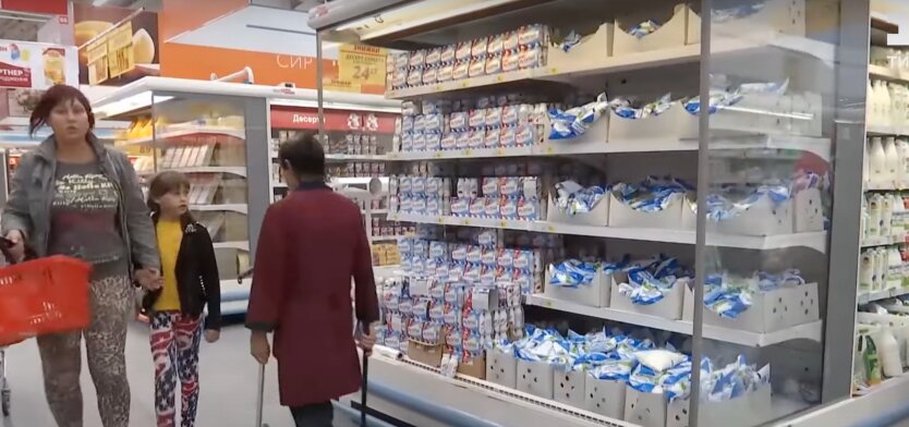 Auchan, Metro и Novus показали новые цены на молоко и сливочное масло