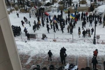 aktsiya-protesta-pod-verhovnoy-radoy-27-fevralya-2018