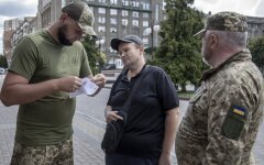 ТЦК обязали носить бодикамеры / Фото: Getty Images