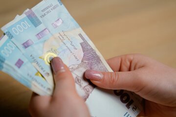 Денежная помощь / Фото: Новини.LIVE