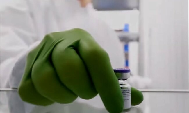 Вакцина против коронавируса, Денис Шмыгаль, Вакцинация в Украине